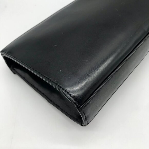 Givenchy Black Leather Vintage 4G Crossbody Bag - Picture 9 of 11